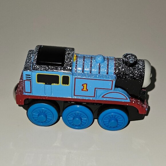 Snow-Covered Thomas Tank Engine Battery Operated Motorized Diecast Train TESTED - Picture 4 of 11